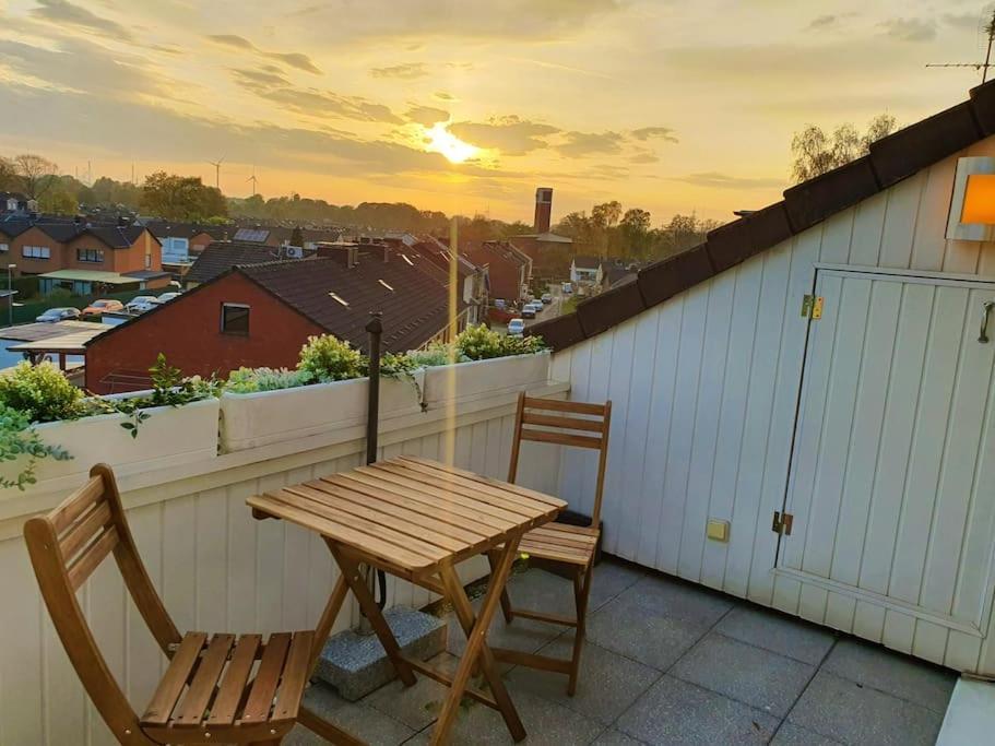 Modernes Und Ruhiges Appartement Mit Loggia Marl Luaran gambar
