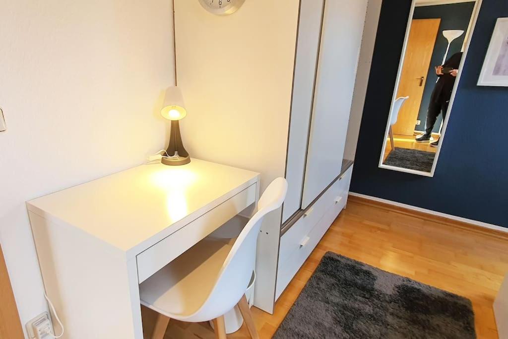 Modernes Und Ruhiges Appartement Mit Loggia Marl Luaran gambar