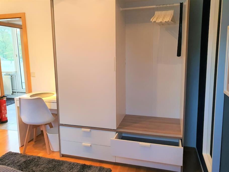 Modernes Und Ruhiges Appartement Mit Loggia Marl Luaran gambar
